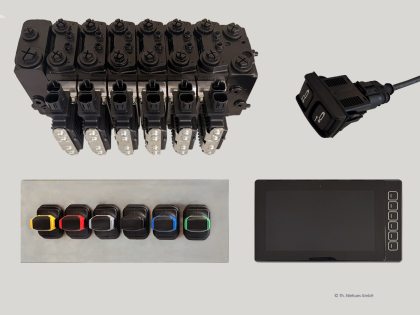NHAgriValve
Bausatz bestehend aus:
Steuerblock für Konstantpumpe mit LS Simulation mit 6 proportional Sektionen mit Schwimmstellung, ohne Druckweiterleitung, mit einer externen Bedienung. 
Sektion 1: 100 L/min Durchfluss.
Alle weiteren Sektionen:65L/min.
Touchterminal und Elektrobausatz